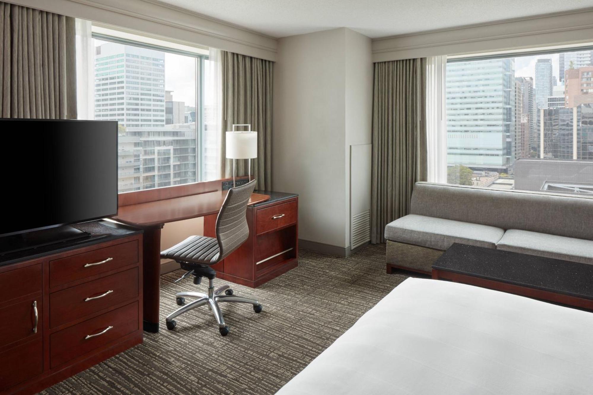 Marriott Downtown At Cf Toronto Eaton Centre Hotel Exterior photo